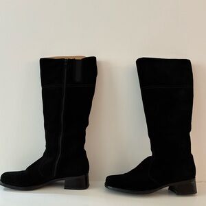 La CANADIENNE Black Suede Boots size 9